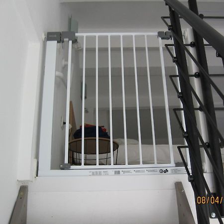 Appartement Avec Chambre En Mezzanine Rognac Buitenkant foto